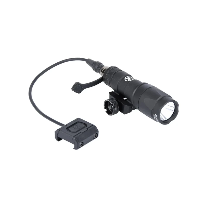 TORCIA M300A MINI SCOUT 240 LUMEN CON SWITCH - WADSN